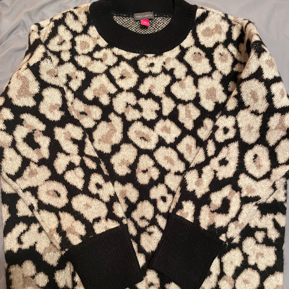 Vince Camuto Sweater